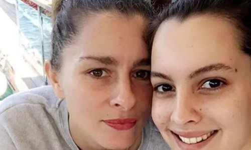 Camdaki Kız’ın Pera’sı Leyla Feray’ın Annesi de Ünlü Çıktı