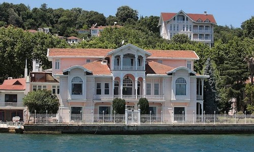 Katar Emiri ikinci karısı için kesenin ağzını açtı: Türkiye'nin en pahalı yalısı yenileniyor