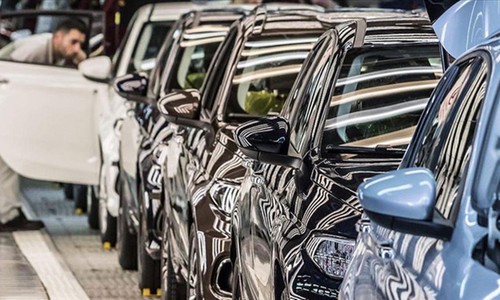 İki Dev Otomobil markası daha dolar ve euro zammı yaptı: İşte zamlı fiyatlar