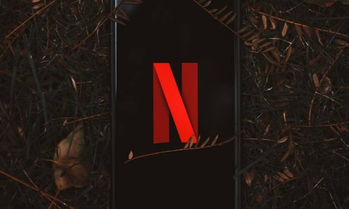 Netflix, dizi ve film tutkunlarını yine ekran başına çekmeye hazırlanıyor