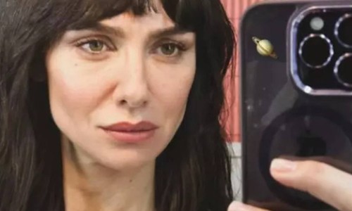 Birce Akalay yeni dizisi için imaj değiştirdi. Sosyal medya çalkalandı