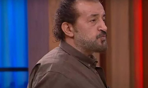MasterChef'te yer yerinden oynadı! Mehmet Şef fark etti