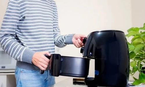 Airfryer'da bu yağı asla kullanmayın: Uzmanlar uyardı