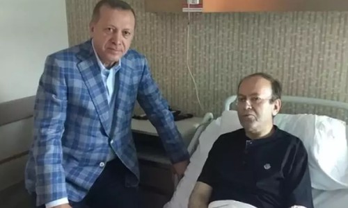Yeni Şafak yazarı Yusuf Kaplan falcılığa soyundu: Türkiye’de darbe hazırlığı varmış
