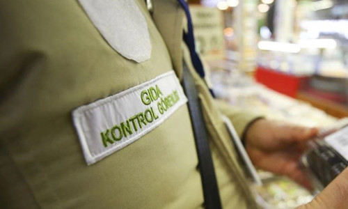 İsmini değiştirip satışa devam eden firmanın ürünlerinden yine domuz eti çıktı
