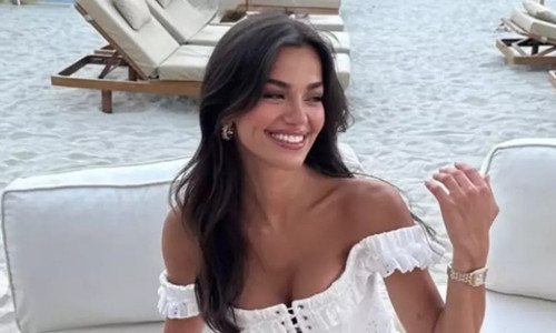 Selin Yağcıoğlu ve Kerem Bürsin aşkını artık saklamıyor! İlk kare geldi