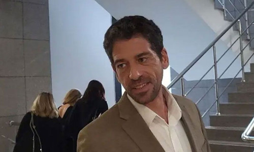 Oyuncu Cemal Hünal yeni hobisiyle şaşırttı: Bıçak üretmeye başladı