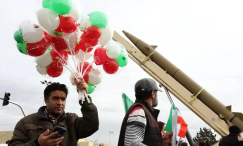 BBC'den Tahran izlenimleri: İslam Devrimi mitingleri, isyanın gölgesinde kaldı