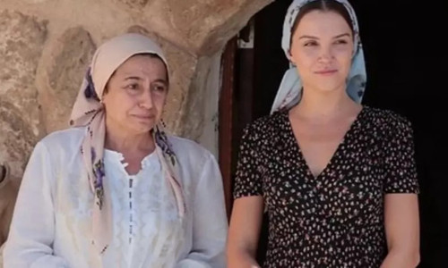 Zeynep Kankonde'nin sosyal medya hesabı hacklendi, takipçilerini uyardı