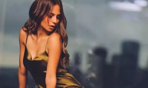 Bahar Şahin dizisi final yapınca imaj tazeledi: Sarı saçlarıyla şaşırttı