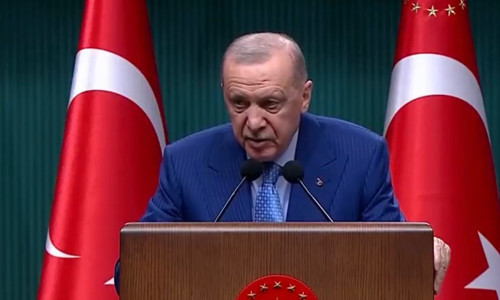 AKP'de  seçim hazırlığı ; Tema, çeyrek asır, huzur  ve istikrar...