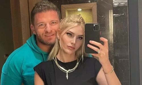 İsmail Balaban ve İlayda Şeker kızlarını paylaştı