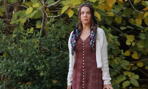 Uzak Şehir’in Pakize’si Yaren Güldiken tatilde