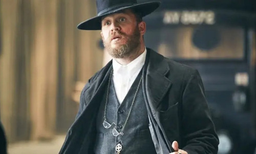 Hollywood yıldızı Tom Hardy setlere veda mı ediyor?