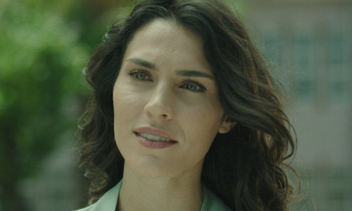 Serenay Aktaş ilişki kurallarını yıktı: Aldatmak yerine flört özgürlüğü