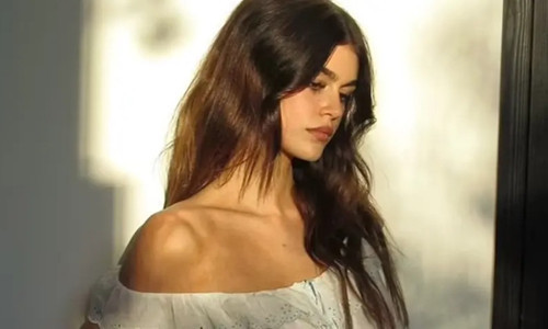 Kaia Gerber'in cesur pozlarına eleştiri yağdı