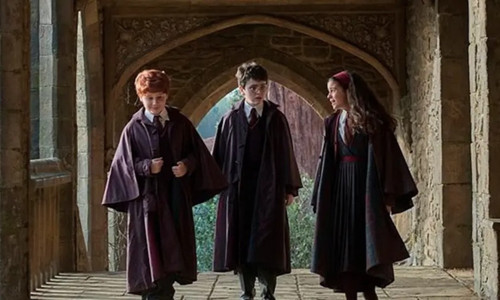Harry Potter dizisi setinde hırsızlık şoku! Tüm objelere çip takıldı