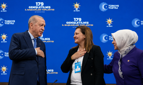 CHP'den AKP'ye geçen Afyonkarahisar Belediye Başkanı Köksal: Kemal Bey ile çalışmak çok güzeldi