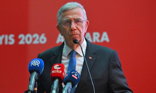 Mansur Yavaş'ın zor anları! Atılan slogan nedeniyle konuşamadı