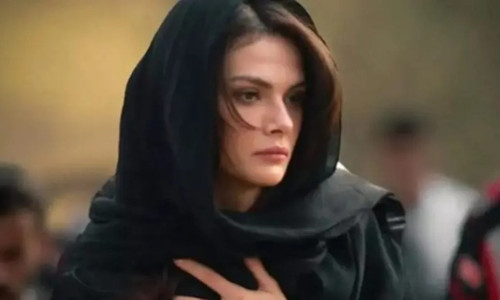 Uzak Şehir’in Alya’sı Sinem Ünsal sevgilisiyle tatilde