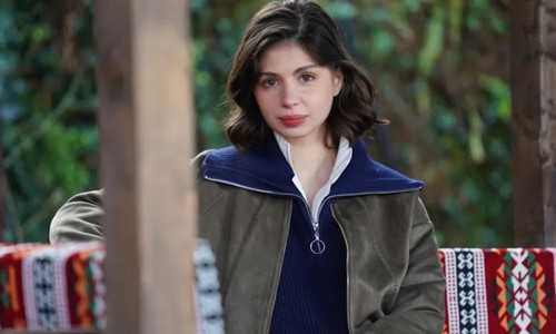 Zeynep Atılgan'ın davet tarzı gündem oldu, elbisesinin fiyatı şaşırttı