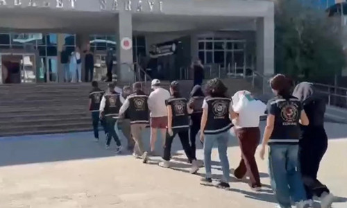 Üniversitelileri fuhşa teşvik eden 6 şüpheli gözaltına alındı