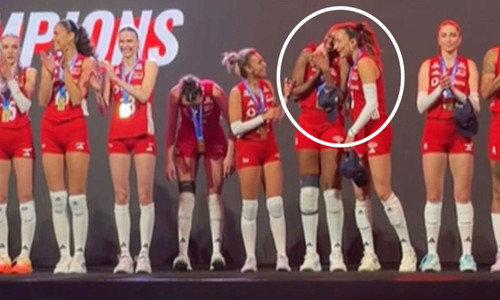 Filenin Sultanları'nda duygusal an: Hande Baladın takım arkadaşına sarıldı