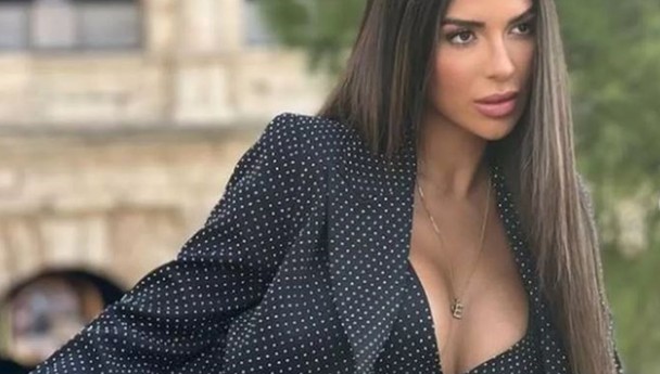 Love Island Yarışmacısı Ekin Su'dan Adada Cinsel ilişki Açıklaması