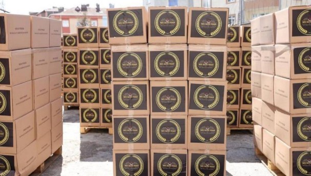 Sedat Peker: Ramazan Kolilerini Kızılay'a değil Ahbap'a verin