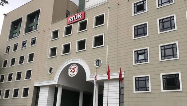 RTÜK'ten SZC TV'ye ceza: Halkı sokağa çağırdı, darbe iması yaptı