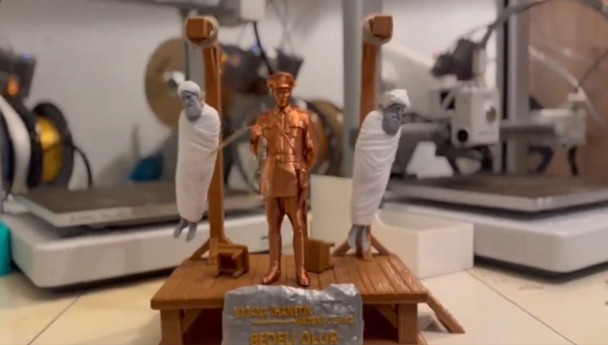 İnternette satılan Cumhuriyet Muhafızı adlı ürüne yasak geldi: Atatürk'ün idam ettirdiği...