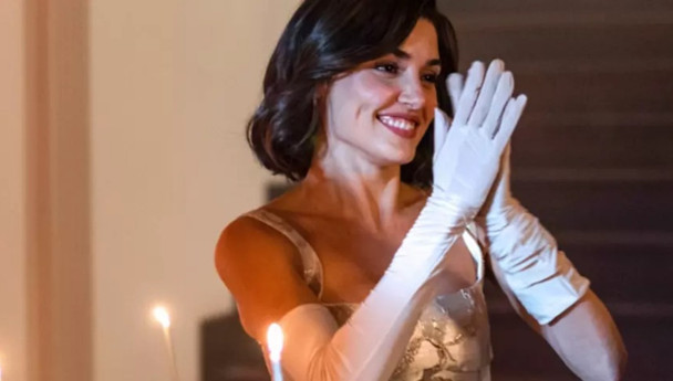 Hande Erçel’in Riva hamlesi: 2 milyon dolara ev aldı