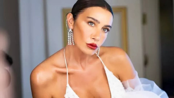 Ünlü Şarkıcı Sıla botoksu abarttı: Tanımakta zorlandık