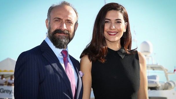 Vatanım Sensin dizisinin başrolü Bergüzar Korel o haberlere isyan etti