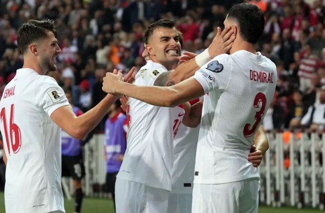 14 Ekim 2025 Reyting sonuçları: Milli maç zirvede, Bahar, Müge Anlı, Esra Erol ne yaptı?