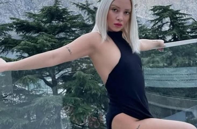 Ece Seçkin’den gösterişli yılbaşı dekorasyonu! Kimse bizi geçemez