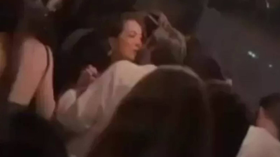 Kadir Doğulu ile sevgili mi? Sezer Çakır'dan açıklama