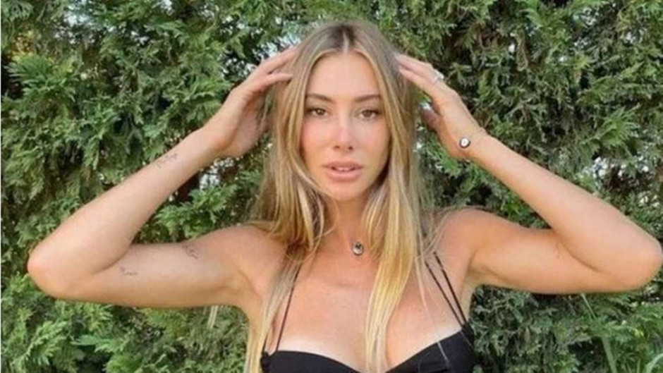 Şeyma Subaşı, sosyal medya hesaplarını yönetebilecek birini aradığını duyurdu