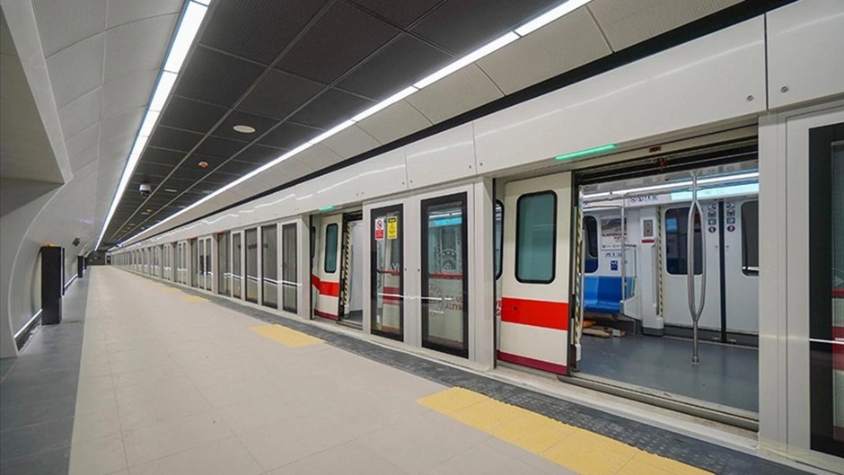 Gözaltı kararlarının ardından Valilikten flaş karar: Taksim metro istasyonu kapatıldı!