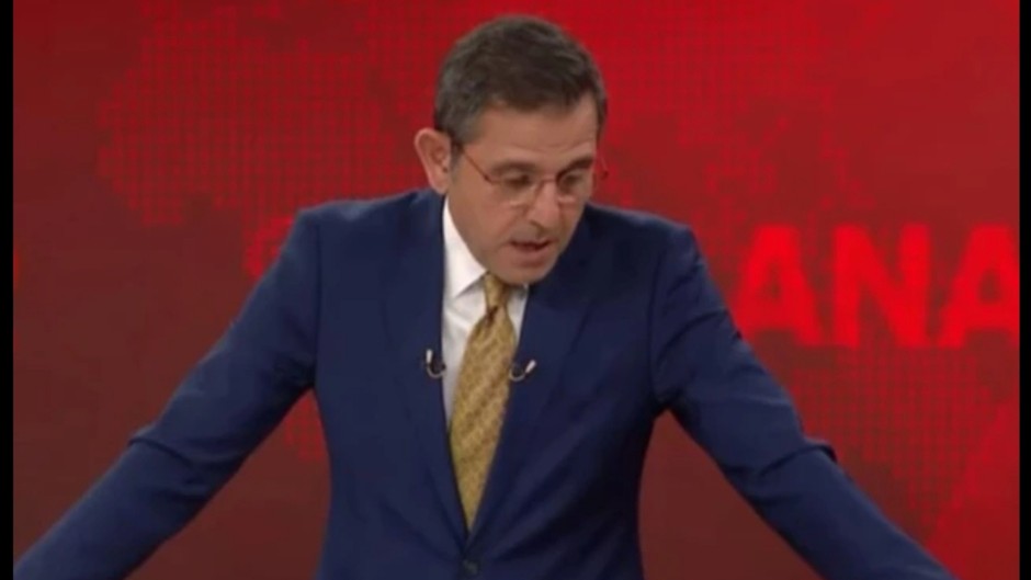 Fatih Portakal seyirciden gelen yorumu görünce çok sinirlendi
