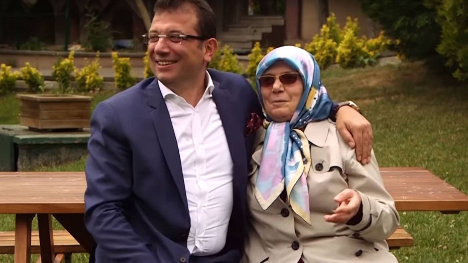 İmamoğlu'ndan anneler günü paylaşımı: Özledim anne