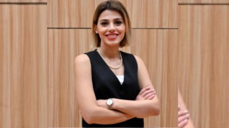 İBB soruşturmasında gözaltına alınan Ayşegül Karslı hakkında başı açık-kapalı algı operasyonu