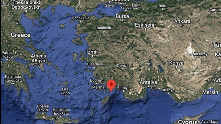 Marmaris'te 5,8 büyüklüğünde korkutan deprem! 14 yaşında bir çocuk hayatını kaybetti