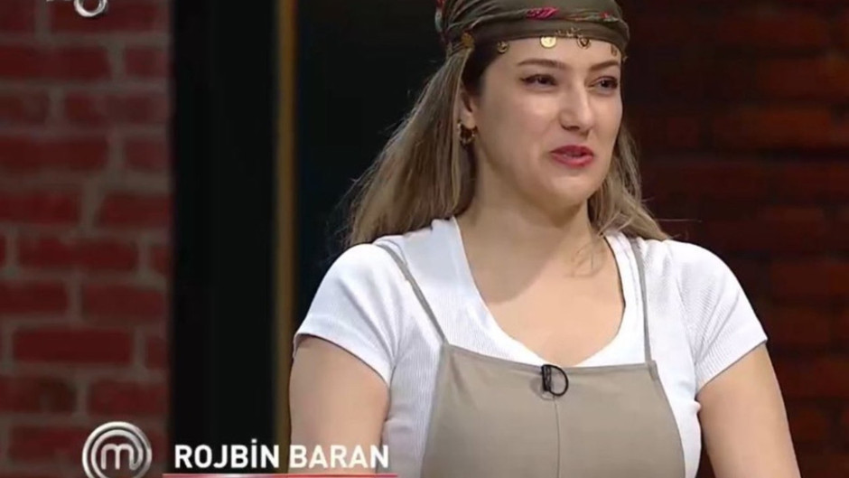 Masterchef yarışmacısı Rojbin Baran Amedspor'u takip ettiği için linç ediliyor