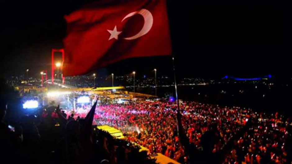 ÇYDD'den 15 Temmuz açıklaması: Tarikat ve cemaatler tehlikedir ve tümü derhal kapatılmalıdır