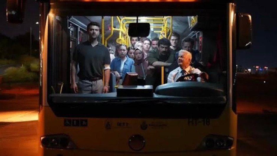 Zafer Algöz'den 15 Temmuz filmi Son Sefer eleştirilerine sert yanıt! K.çınla kuş tutsan…