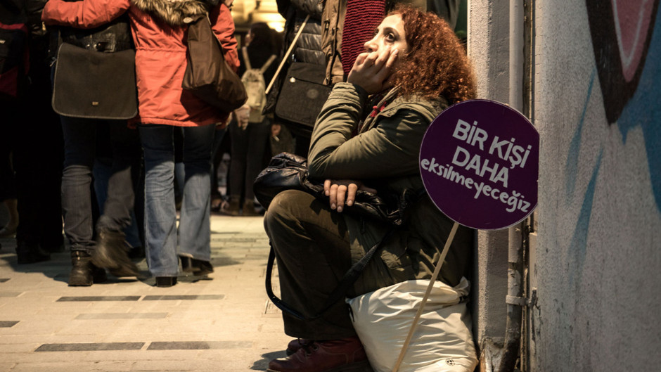 Yine Kadın Cinayeti ; Edirne'de bir kadın başından vurulmuş halde ölü bulundu: Zanlı tutuklandı