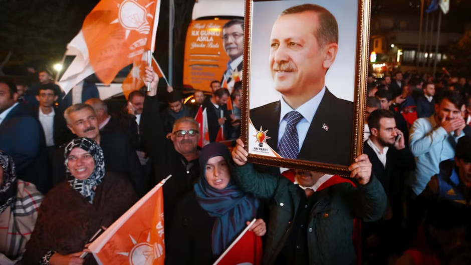 İktidara yakın medyada AKP'li vekillere şok sözler: Bunun adı Erdoğan'a ihanet...