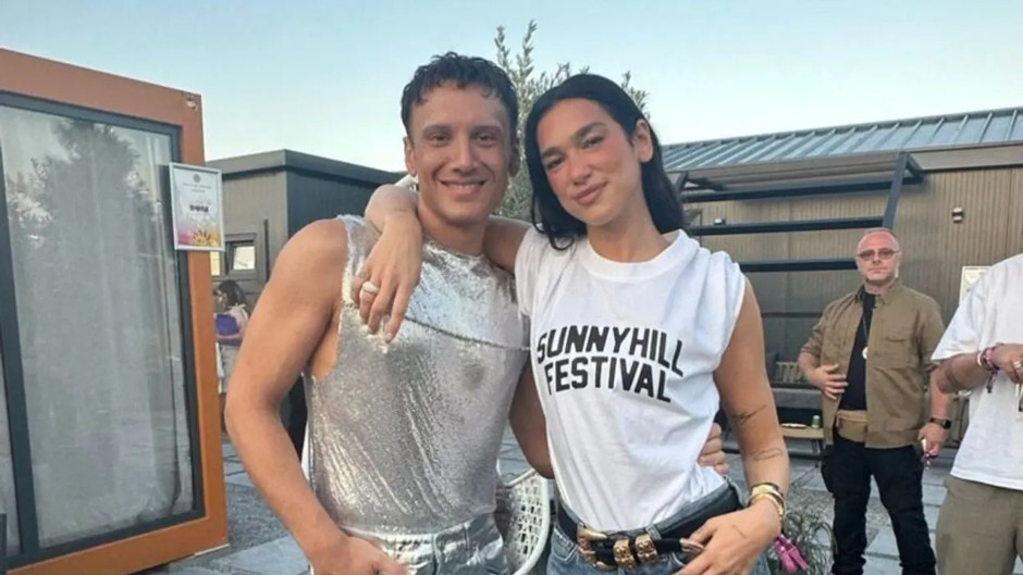 Edis'den Dua Lipa açıklaması: Onu ülkemize davet ettim