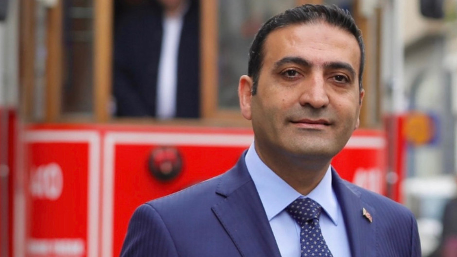 Beyoğlu Belediye Başkanvekili seçiminde Fotoğraf' iddiası Görüntüleri Cem Küçük paylaştı